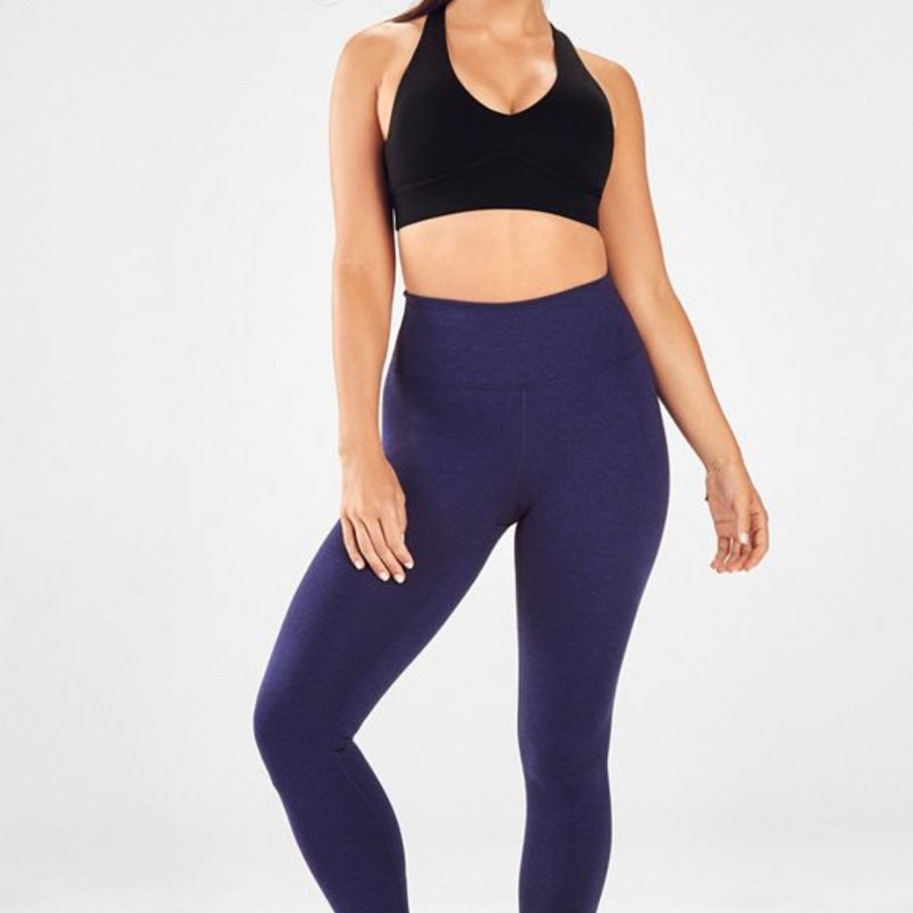 Fabletics lot - 2 outfits and shorts, size XS!
